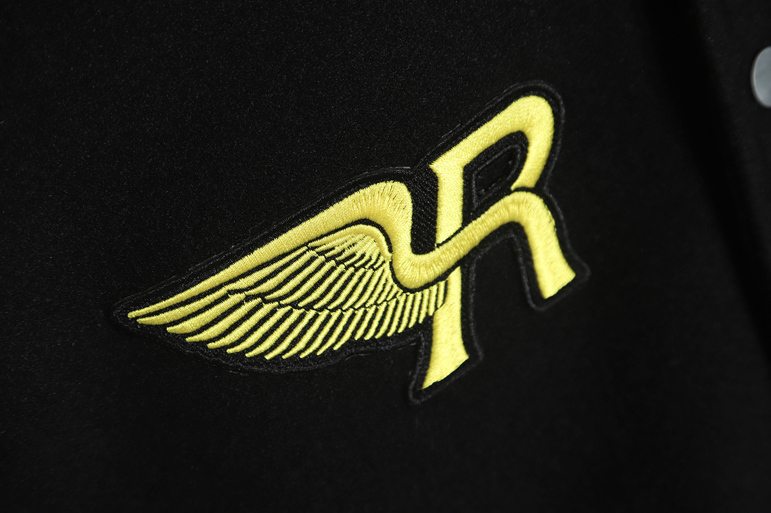 Represent 22FW English letter wings embroidery quilted baseball uniform TSK1