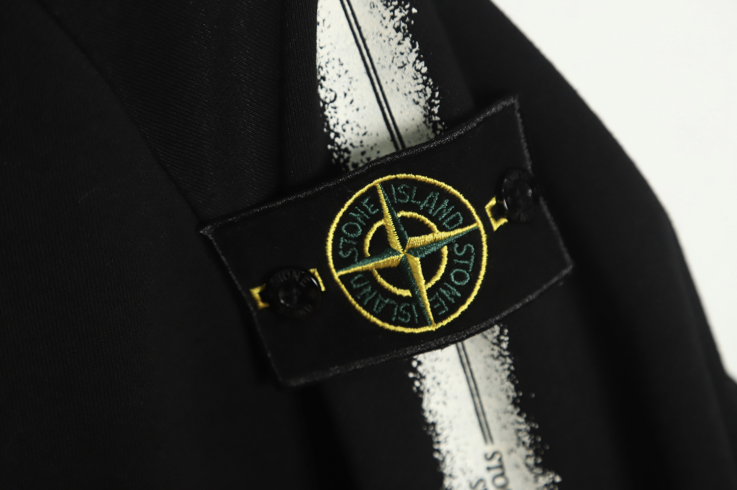 Supreme SS22 Week12 X Stone Island Co-branded Side Pattern Hooded Plus Fleece Sweater