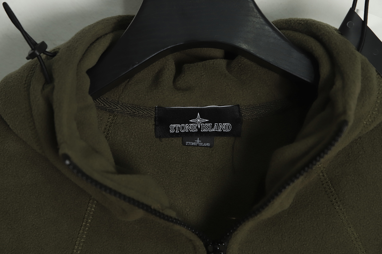 Stone Island 22FW back compass embroidery lambswool zipper jacket