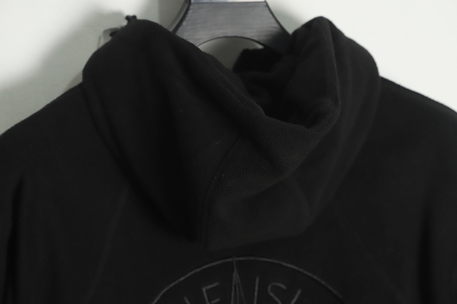 Stone Island 22FW back compass embroidery lambswool zipper jacket TSK1