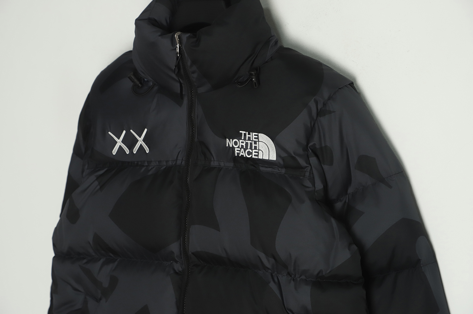 The North Face KAWS Joint 1996 American Edition Down Jacket TSK1