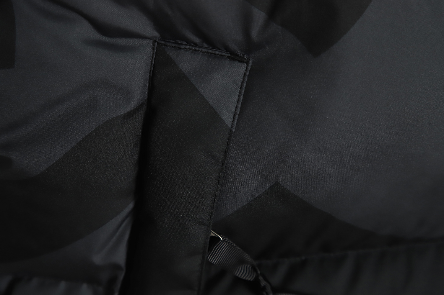 The North Face KAWS Joint 1996 American Edition Down Jacket TSK1