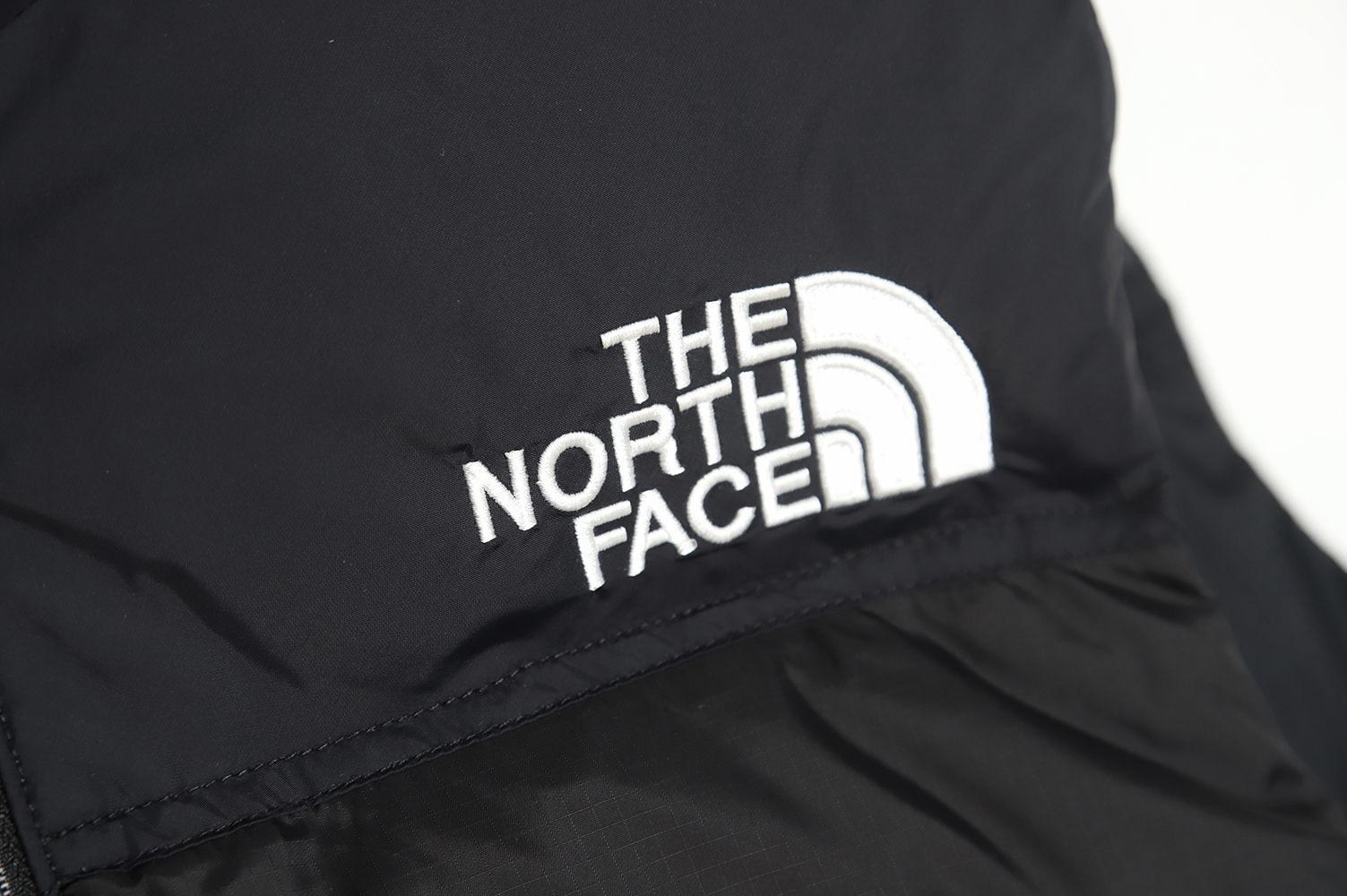 The North Face Classic Down Vest TSK8