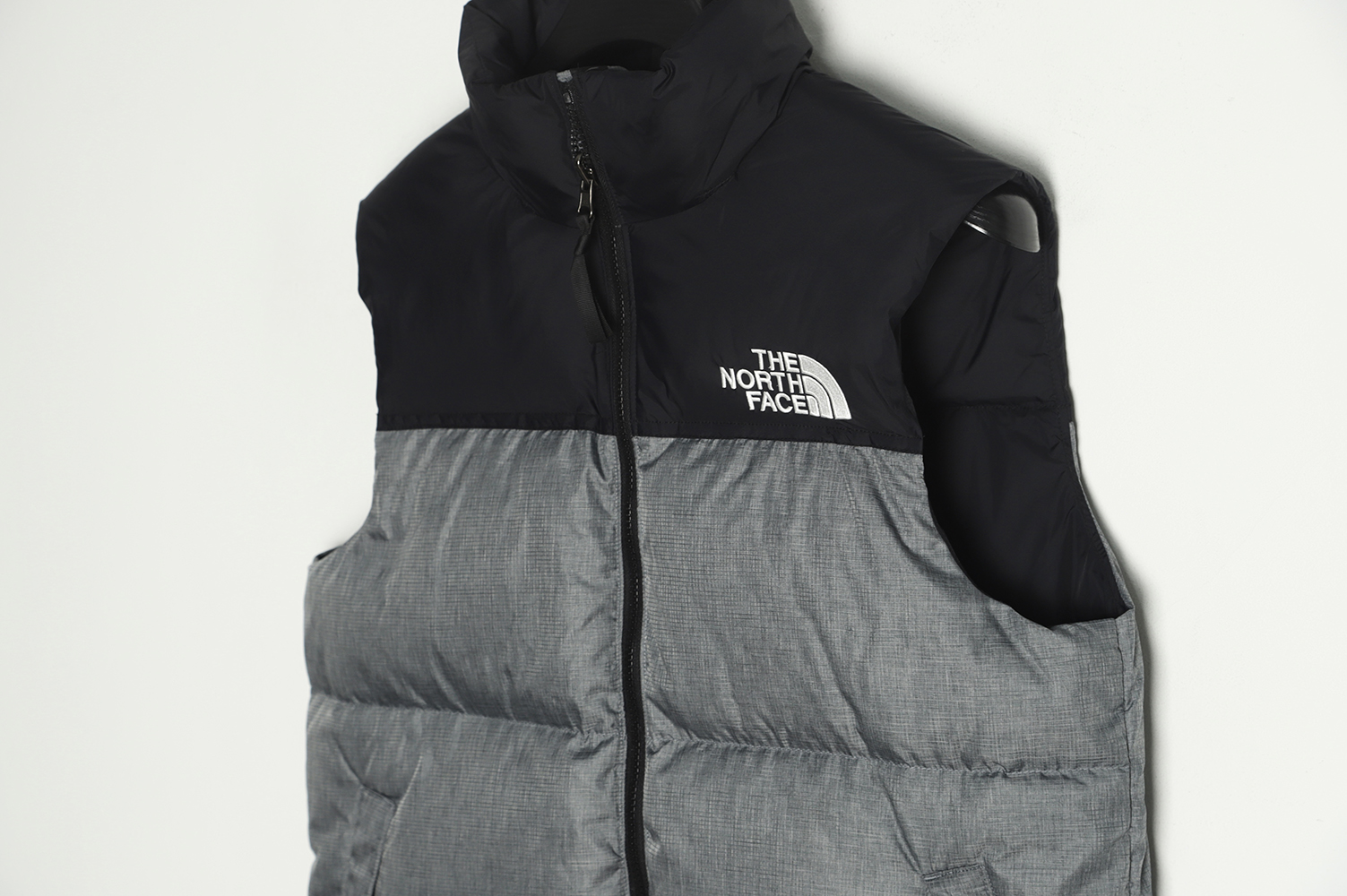 The North Face Classic Down Vest TSK5