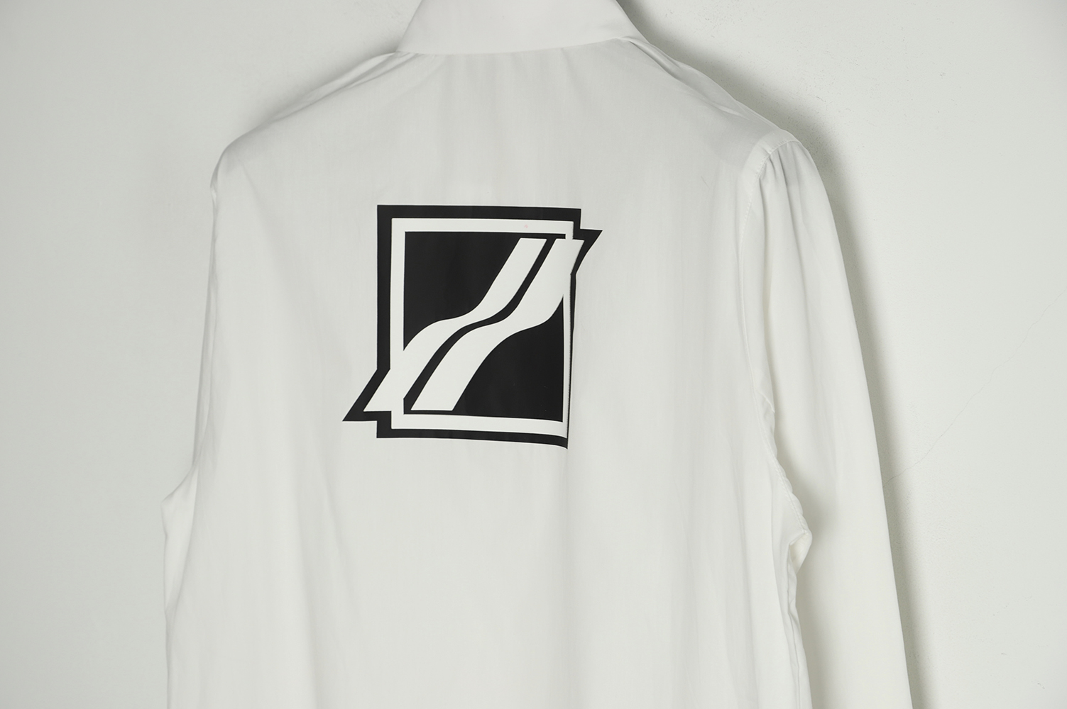 WE11 DONE 22FW square logo large pocket shirt