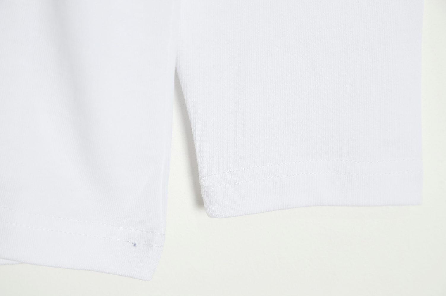 WE11 DONE 22FW vertical letter long-sleeved T-shirt