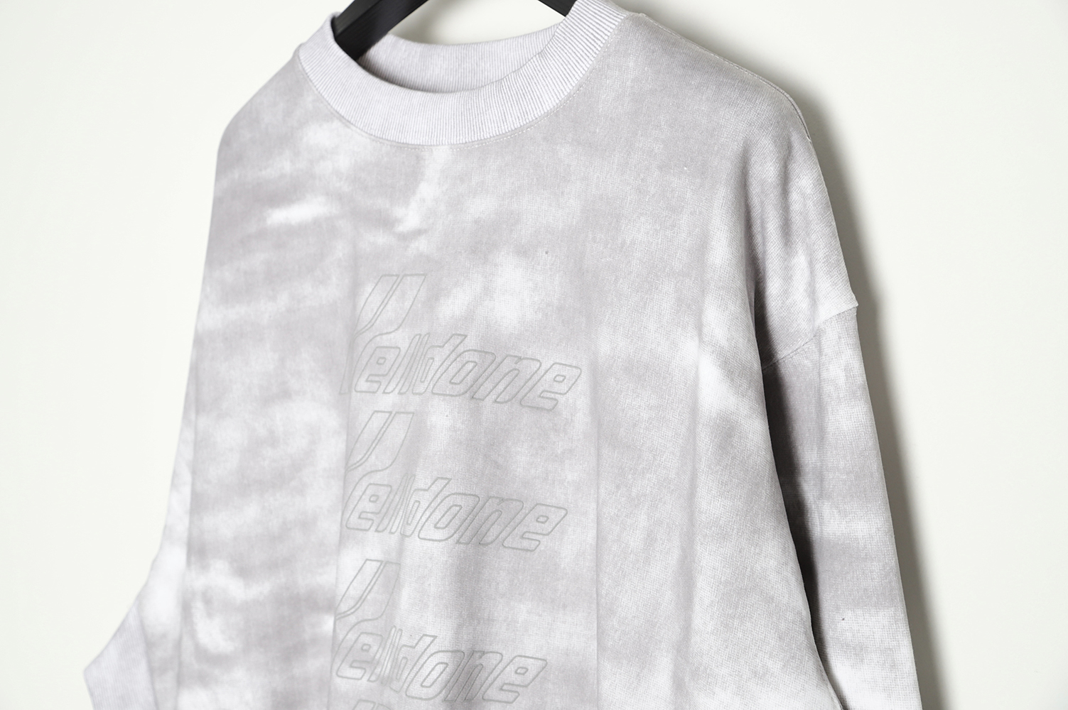 We11done 21 Washed Glow Dark Dirty Sweatshirt