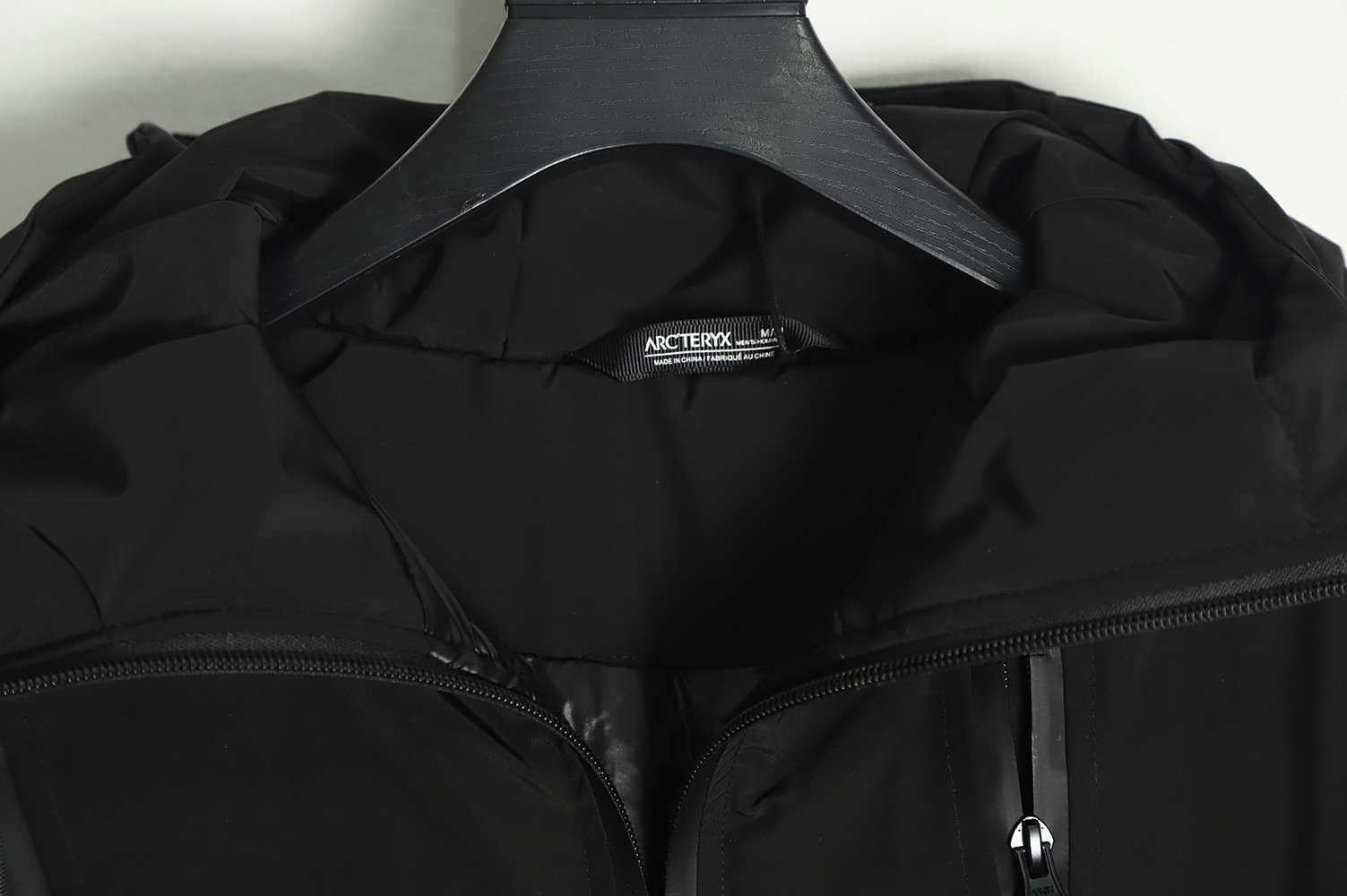 ARCTERYX MACAI LT 22fw hard shell hooded windproof waterproof down jacket TSK1