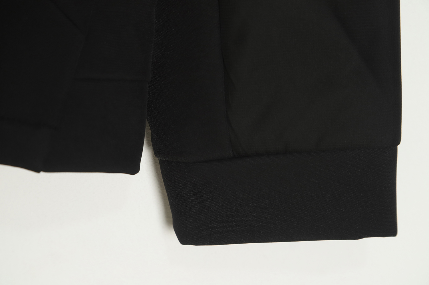 DESCENTE Running 22 2-in-1 Jacket Black