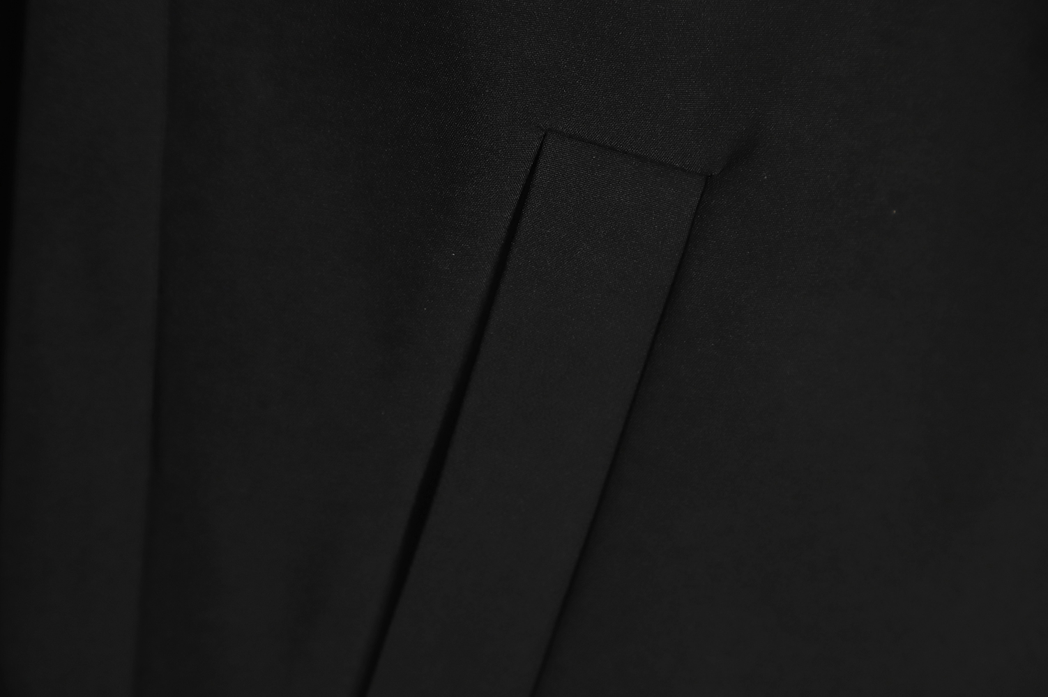 DESCENTE DUALIS urban business 22 new hooded plus fleece jacket Black
