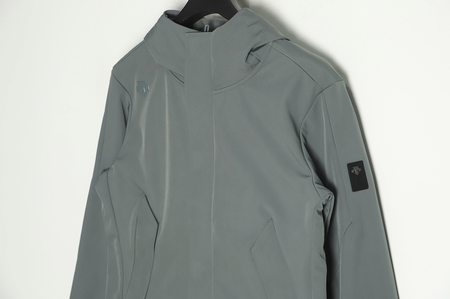 DESCENTE Jacket Winter Laminated Hooded Fleece Jacket Grey