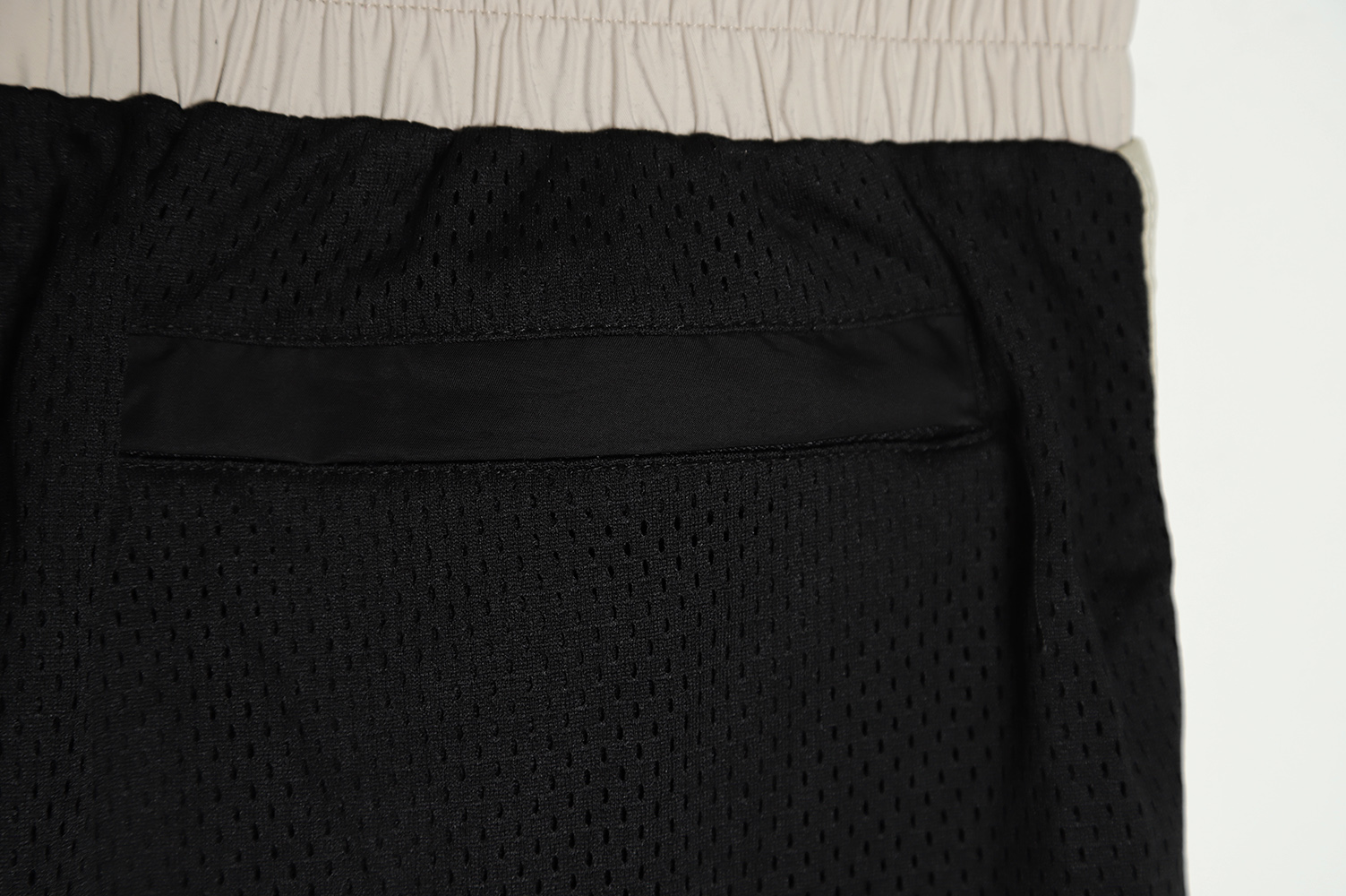 Daniel Patrick 19ss Logo Web Shorts (Mesh) Ivory
