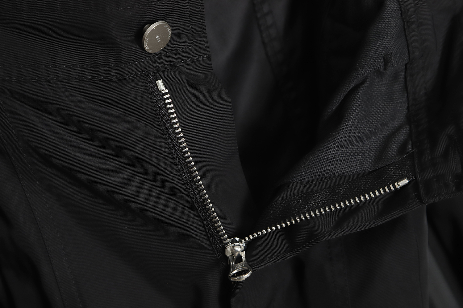 FAR ARCHIVE Technical waterproof zip trousers