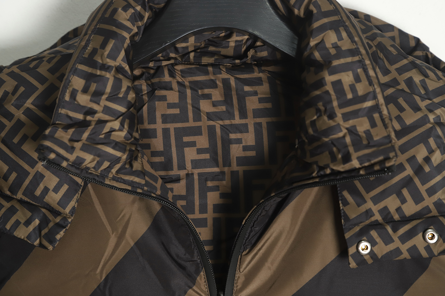 Fendi Classic Double F Presbyopia Reversible Down Jacket