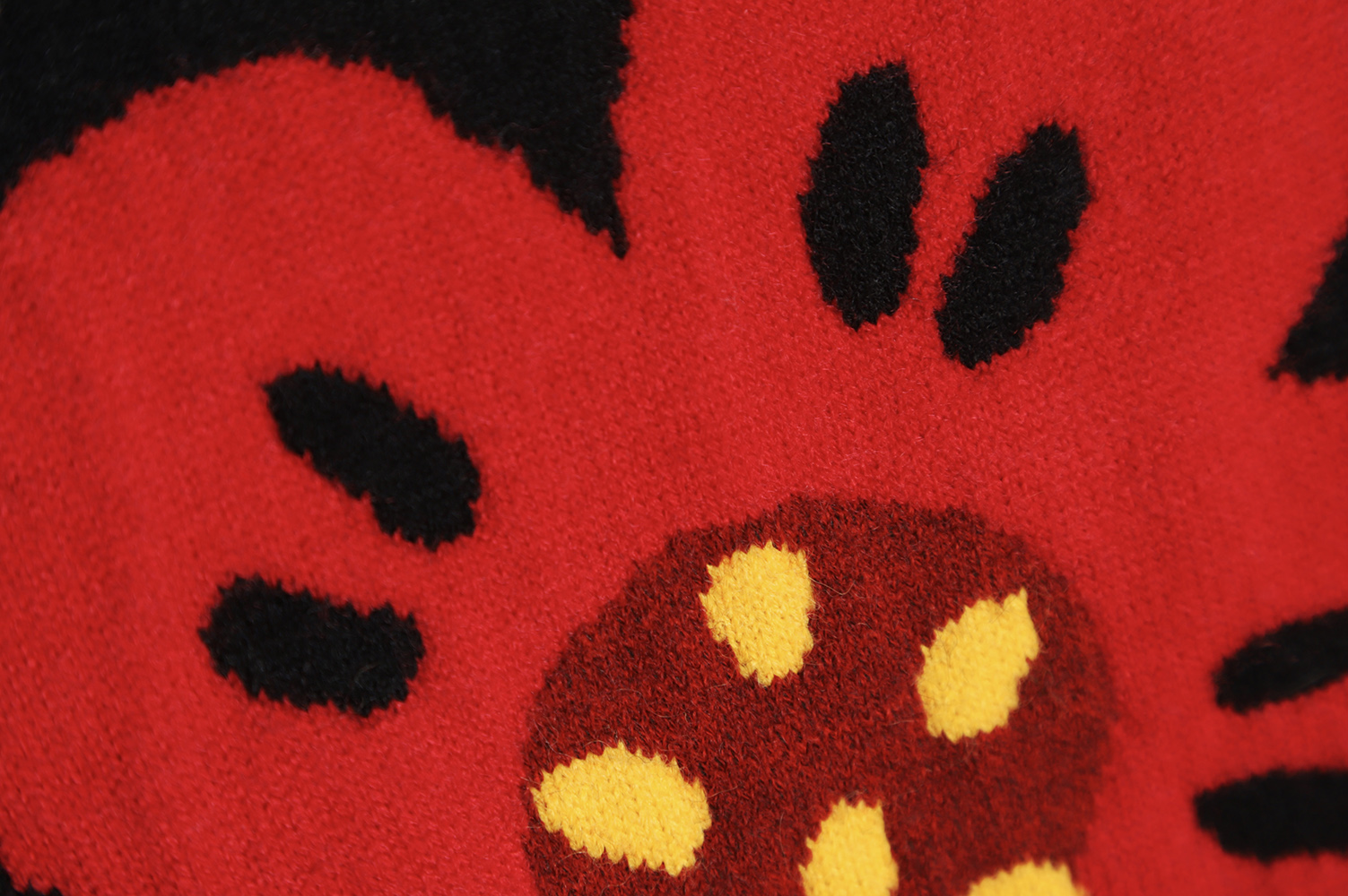 KENZO 22FW small red flower round neck sweater TSK1