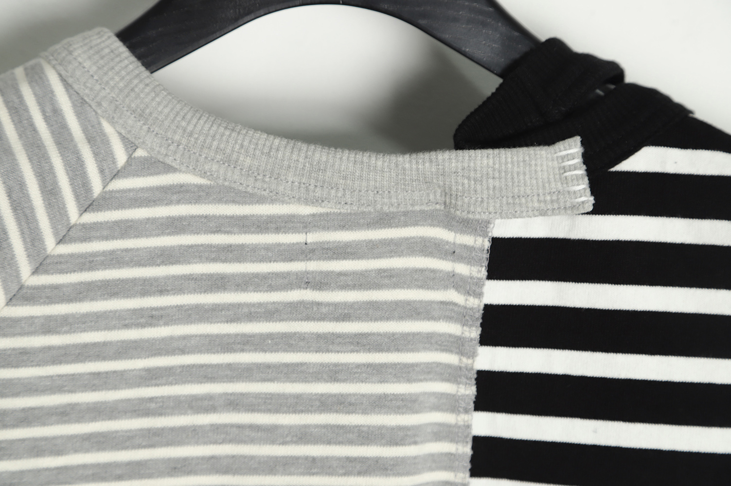 Kolor 22SS Deconstructed Panel Stripe Short Sleeve T-Shirt TSK1