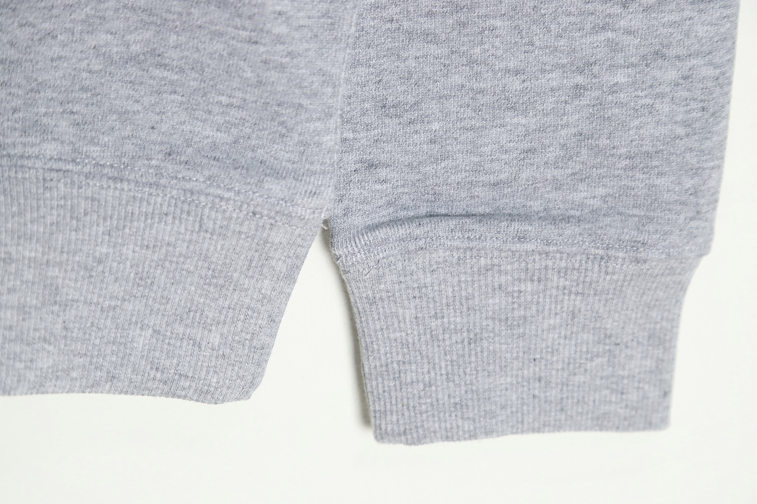 LOEWE streamlined classic embroidered crewneck sweatshirt