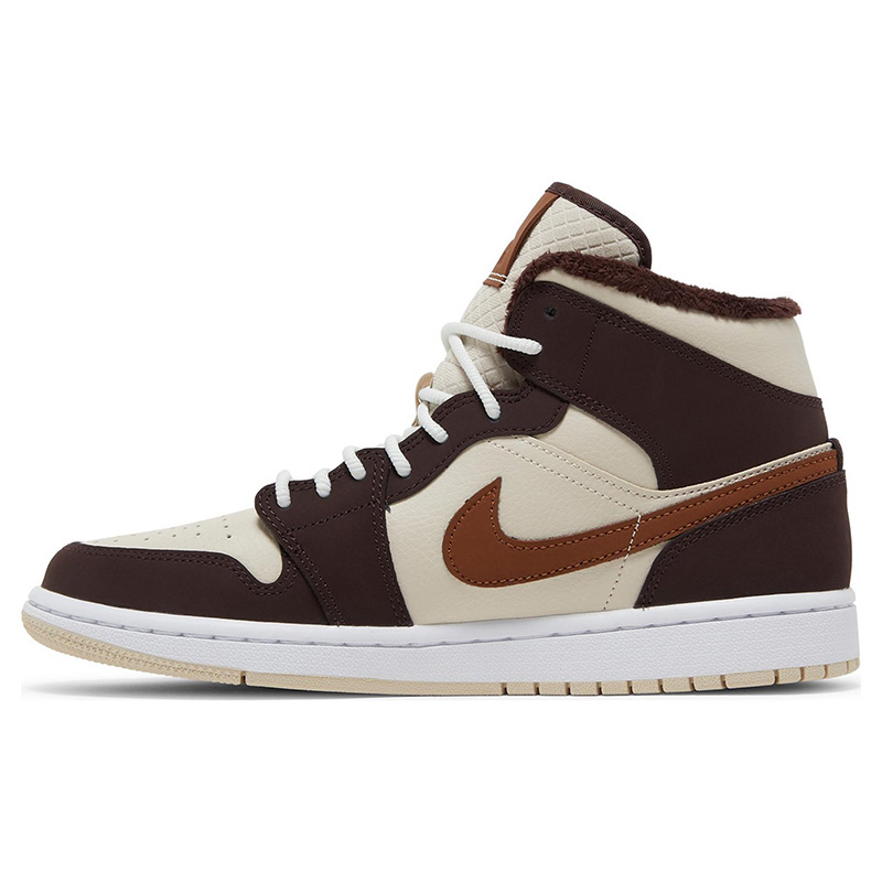 AIR JORDAN 1 MID SE 