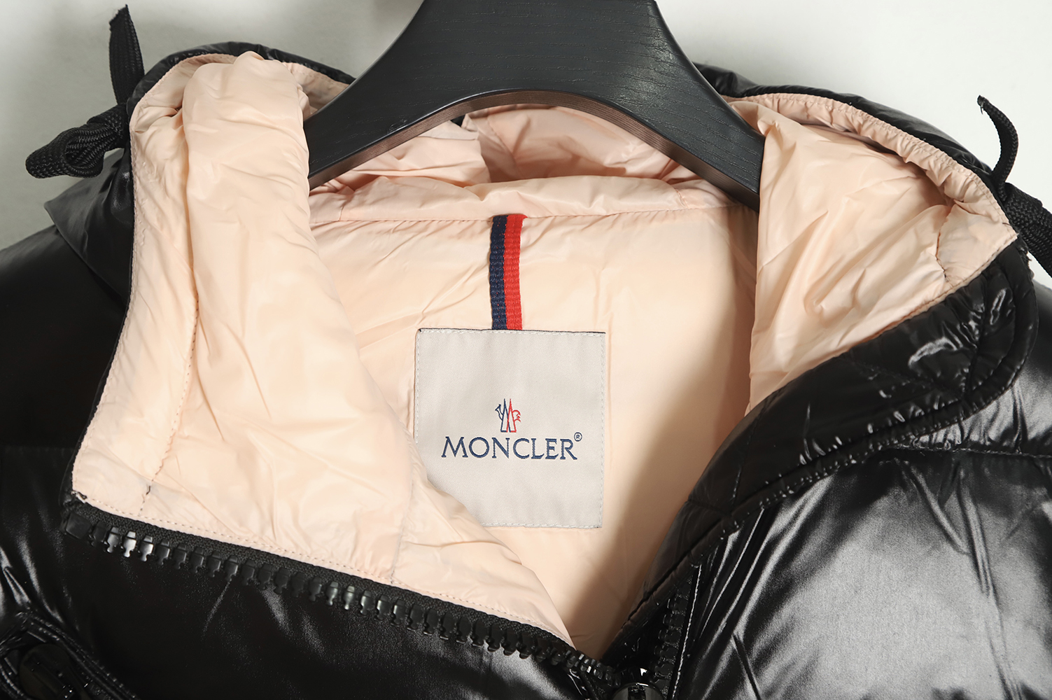 Moncler liriope series hooded diagonal zipper down jacket TSK1