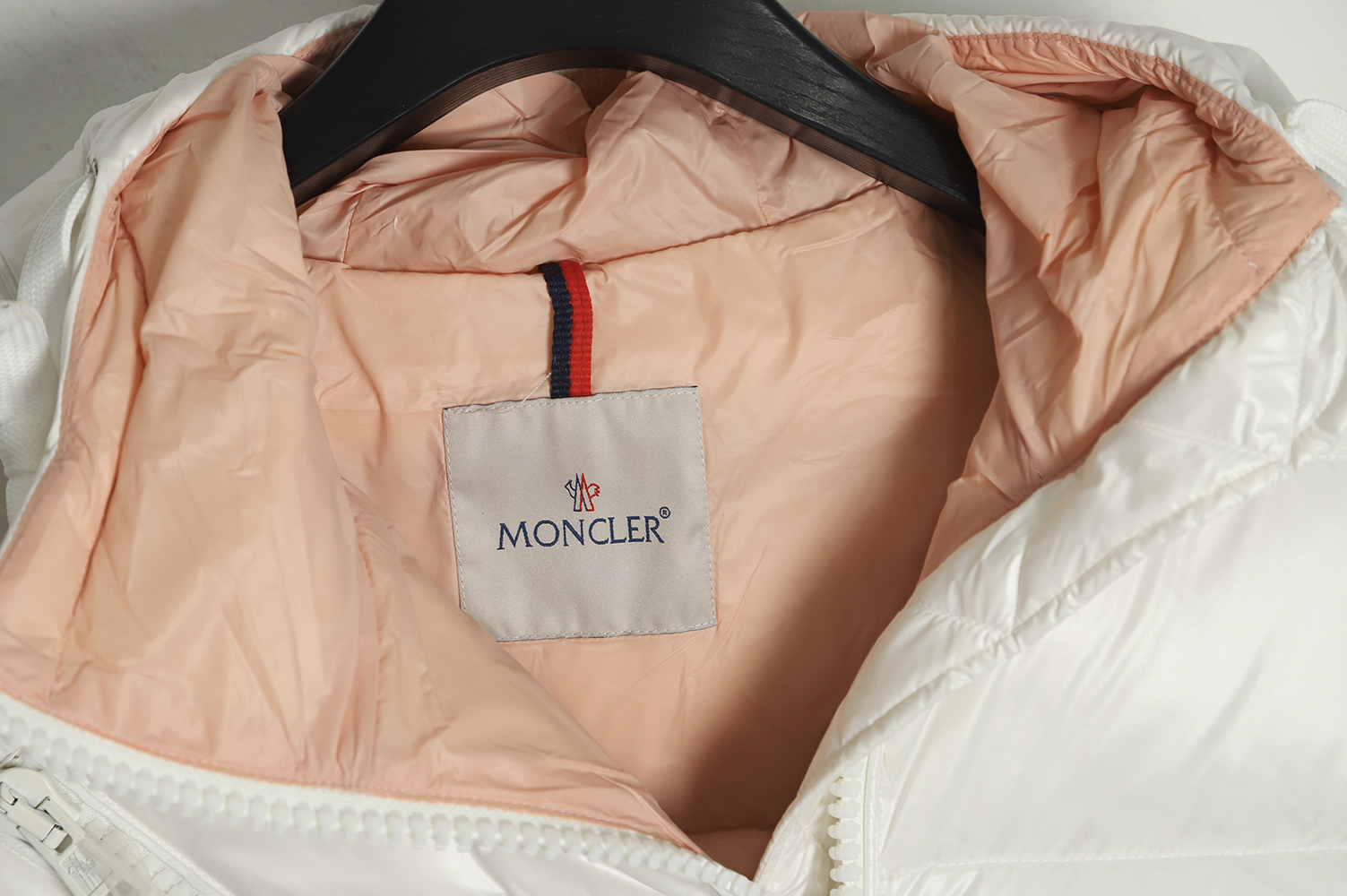 Moncler liriope series hooded diagonal zipper down jacket