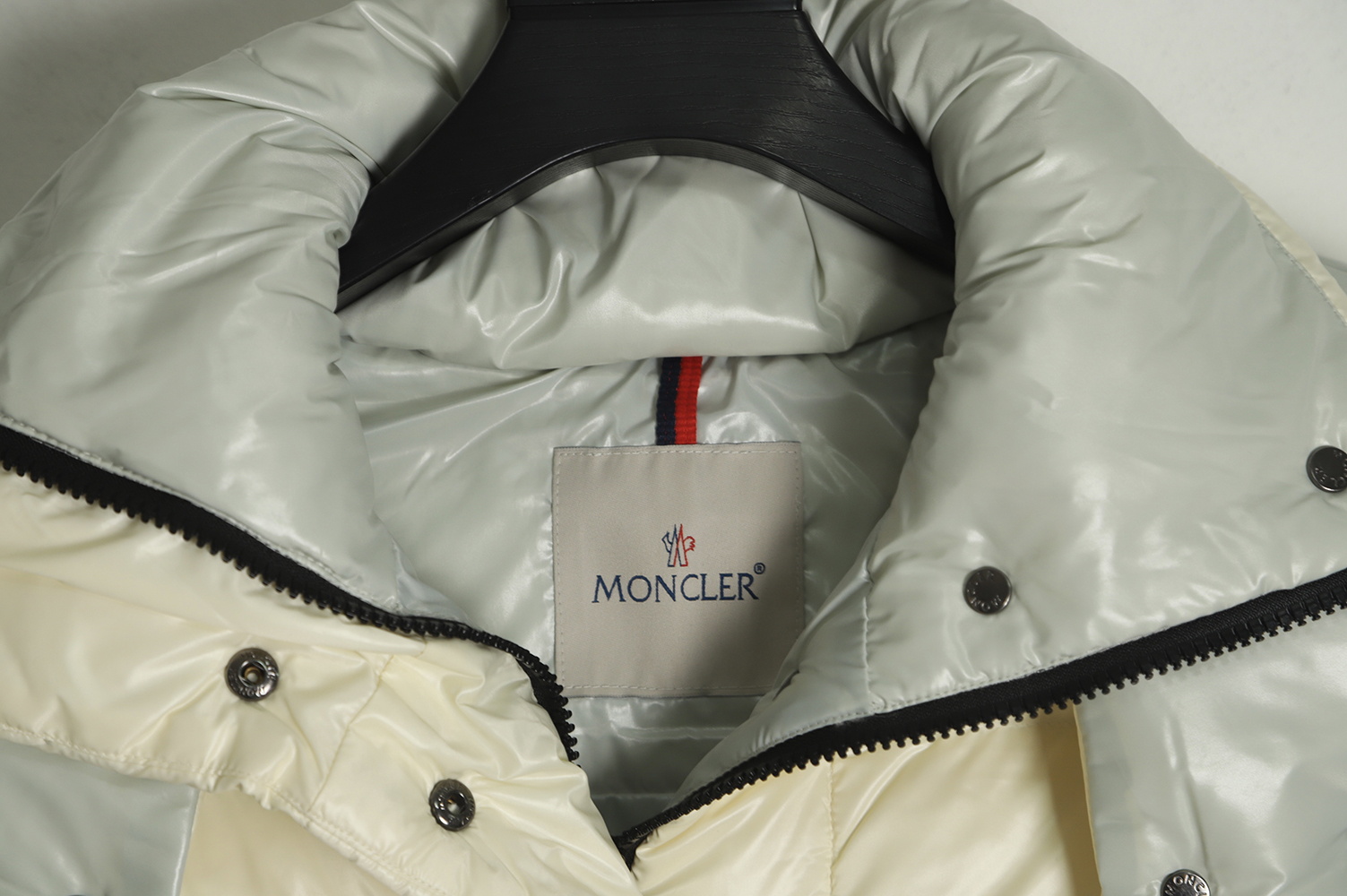 Moncler 22GW women's long puffy jacket