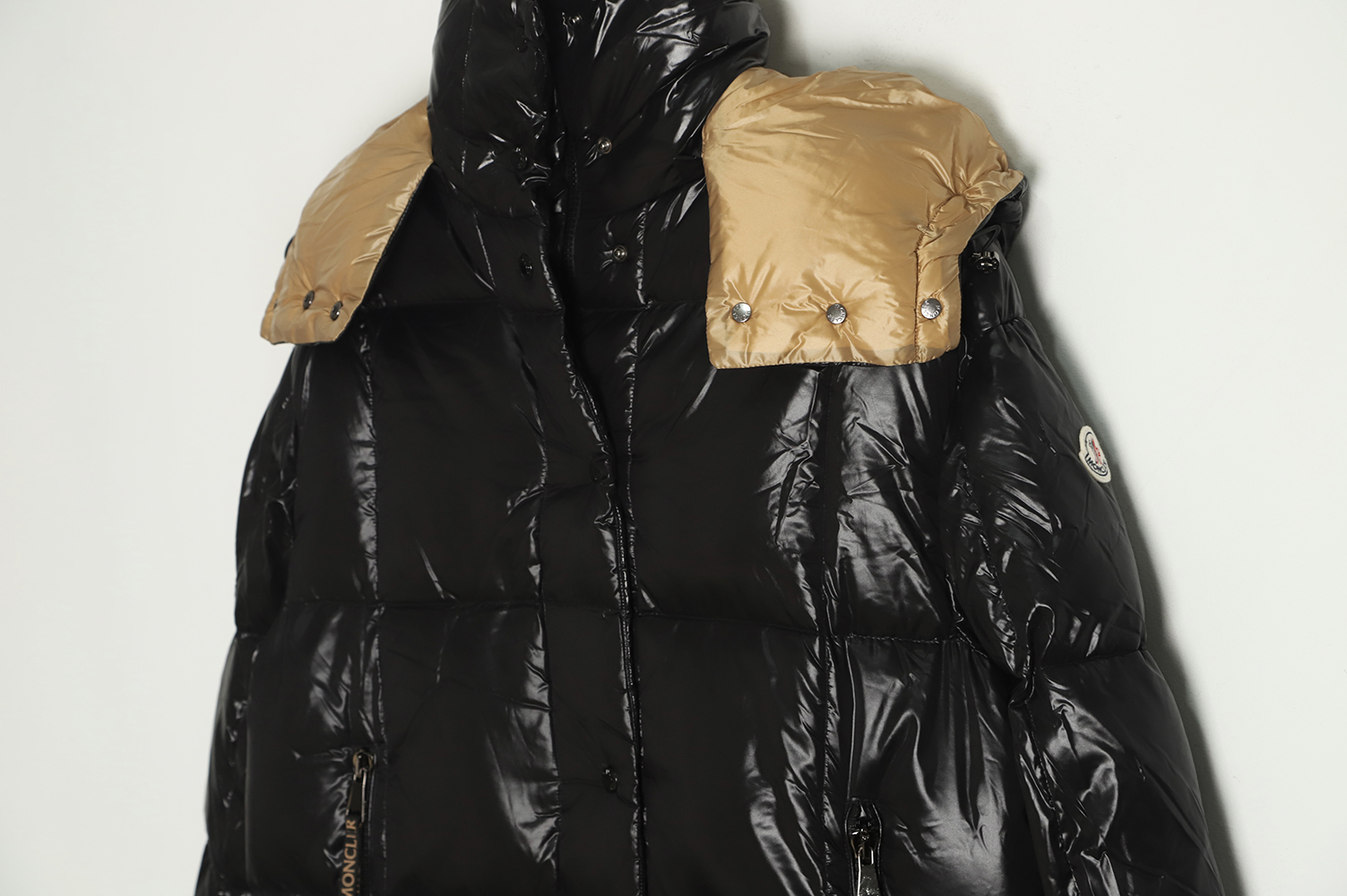Moncler 22GW women's long puffy jacket TSK2