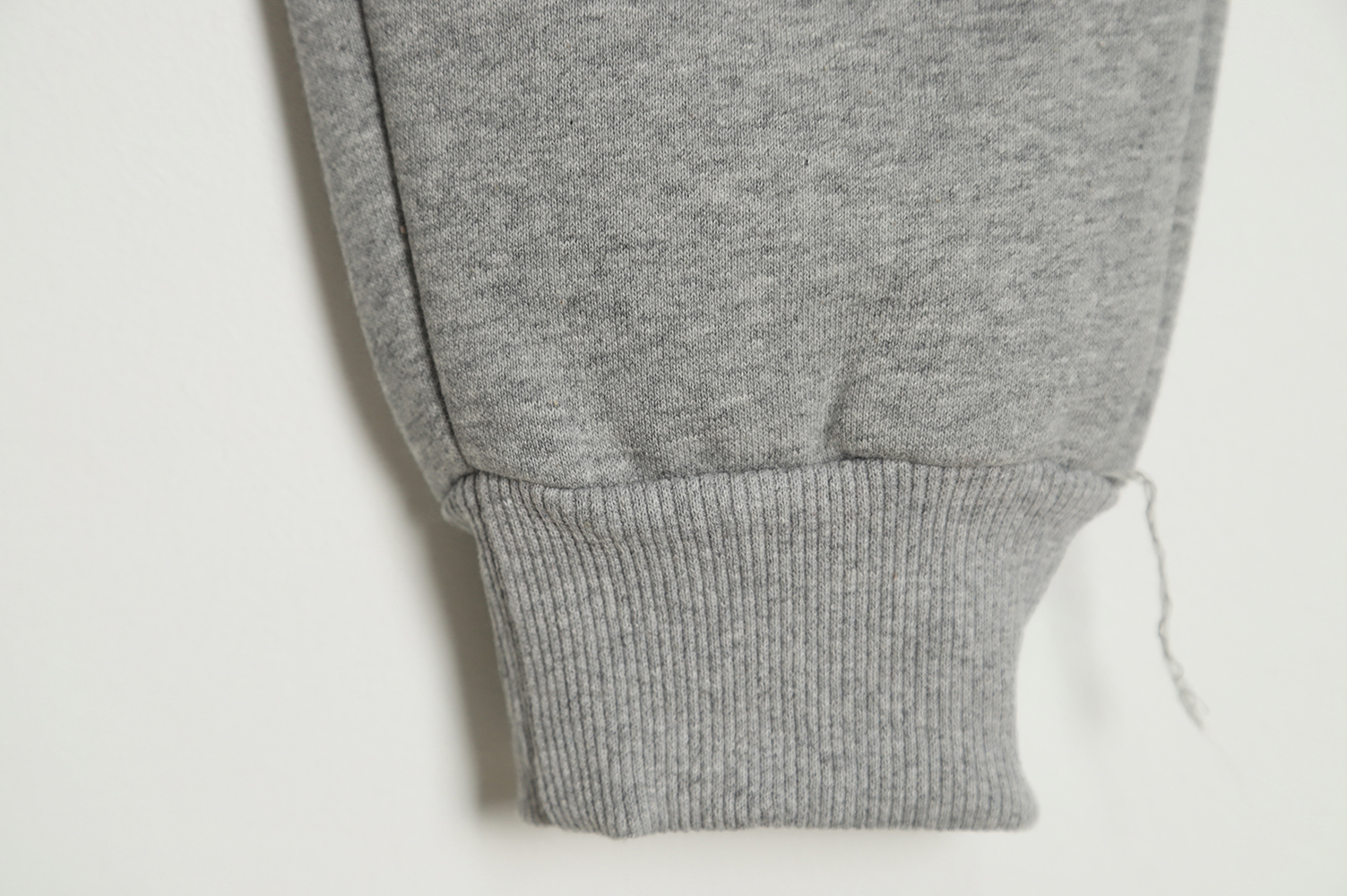 AMI PARIS Embroidered Hearts Sweatpants