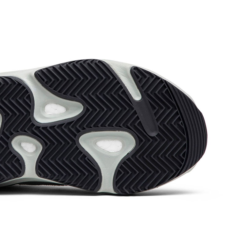 "Special Price" yeezy BOOST 700