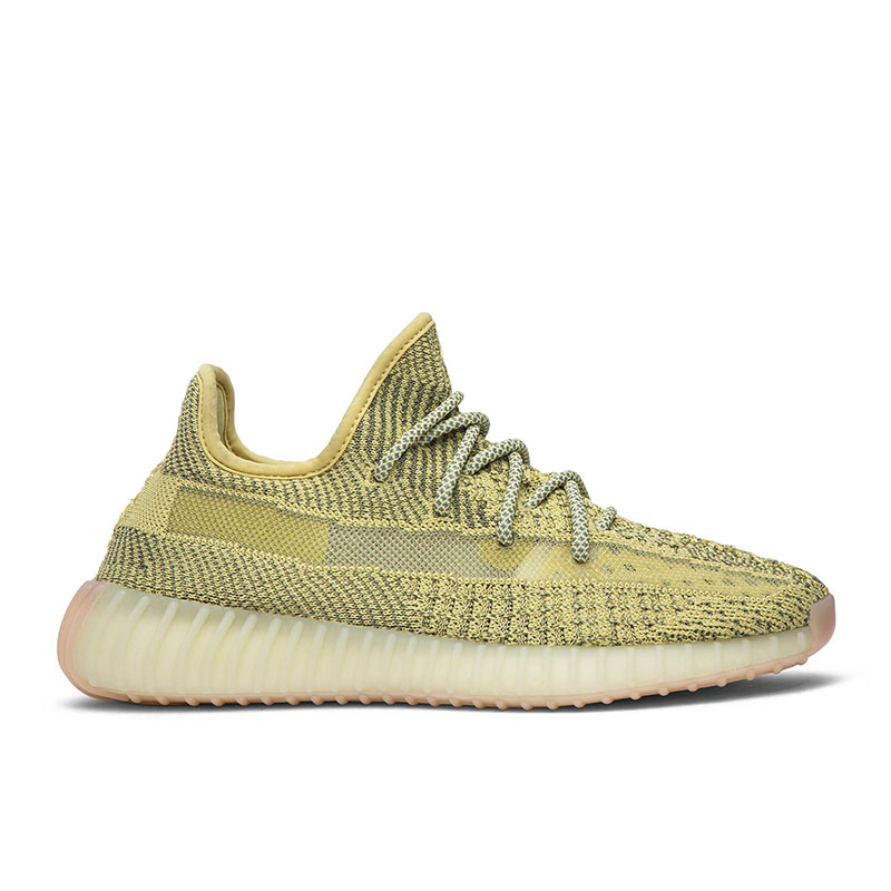 YEEZY BOOST 350 V2 
