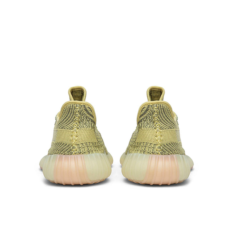 YEEZY BOOST 350 V2 