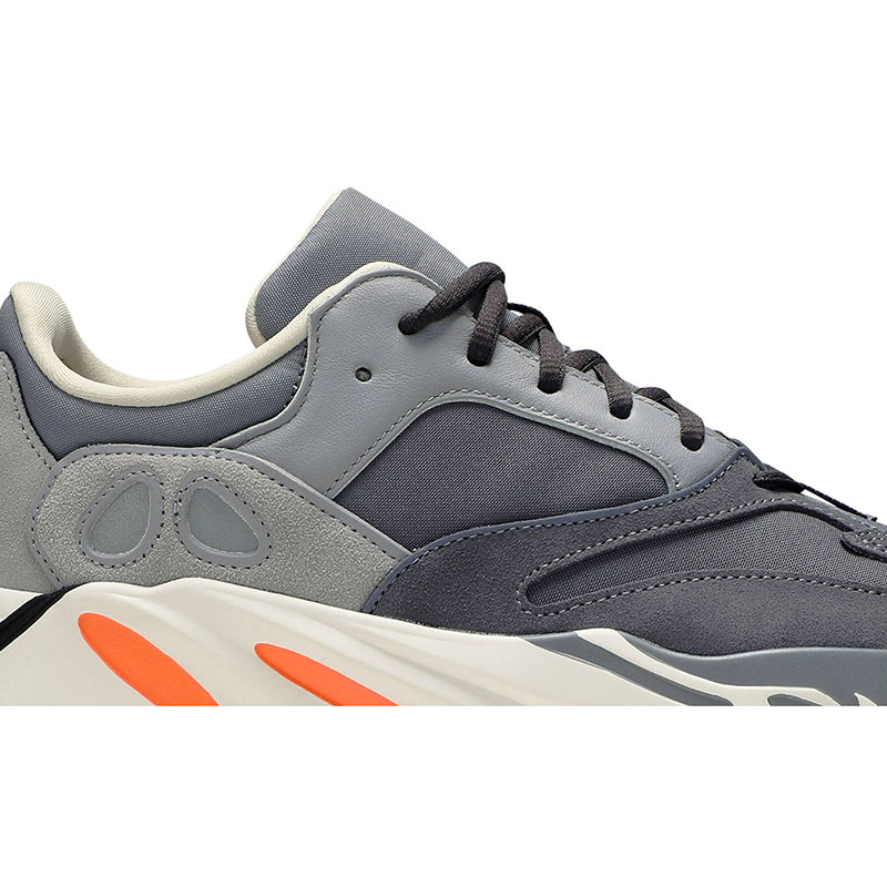 "Special Price" yeezy BOOST 700