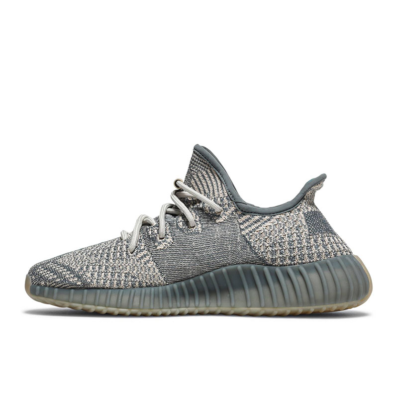 YEEZY BOOST 350 V2 