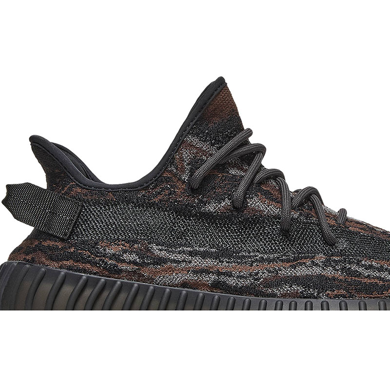 YEEZY BOOST 350 V2