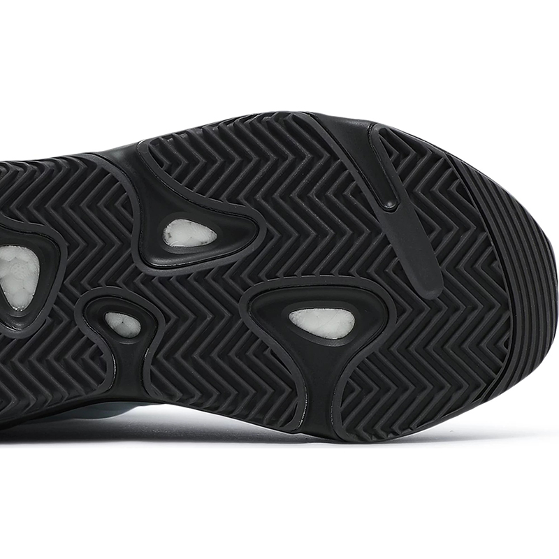 Yeezy Boost 700 MNVN 