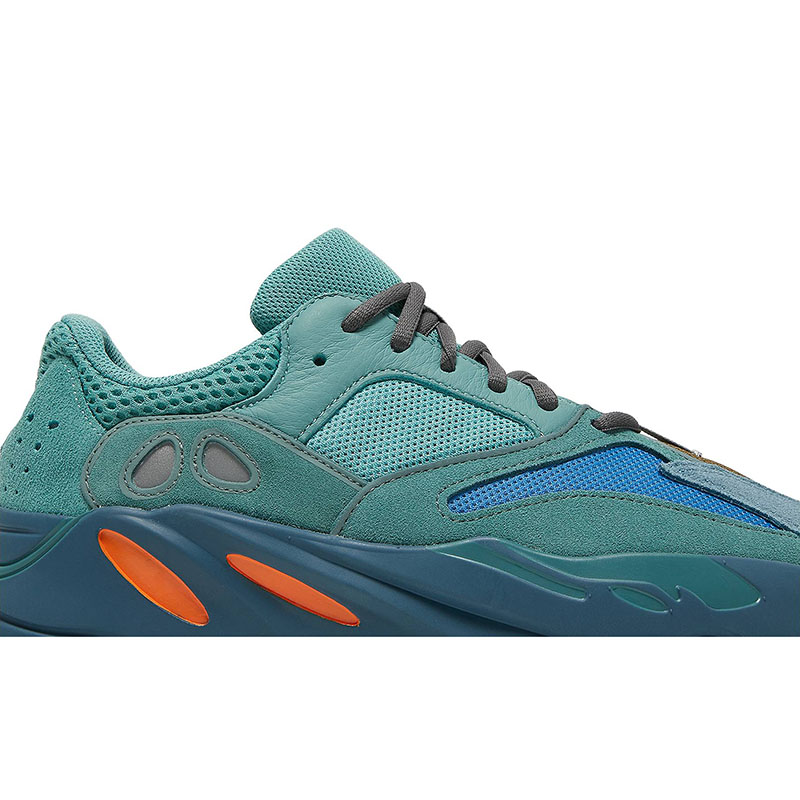 "Special Price" yeezy BOOST 700 