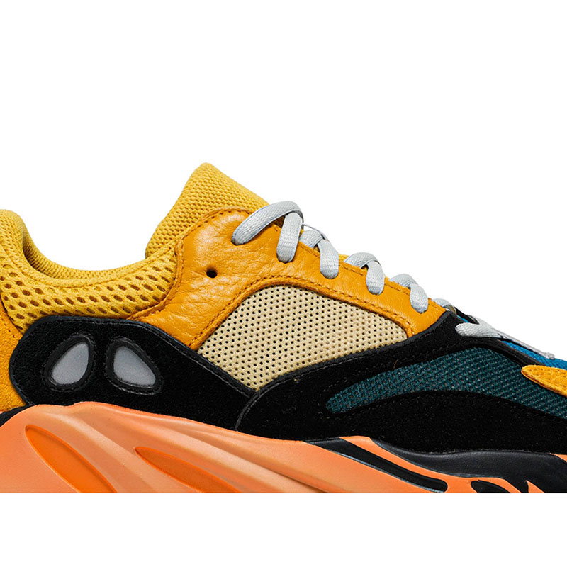 "Special Price" yeezy BOOST 700 