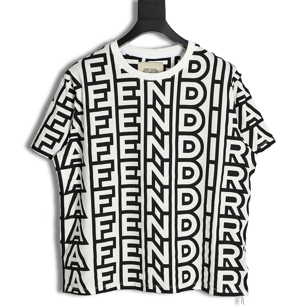 FENDI 23SS black and white full letter short-sleeved T-shirt