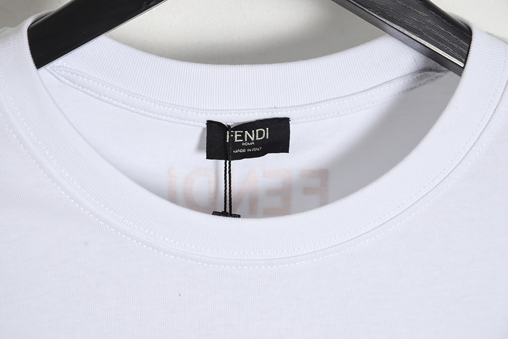 Fendi 22ss cracked rubber eyes short sleeves
