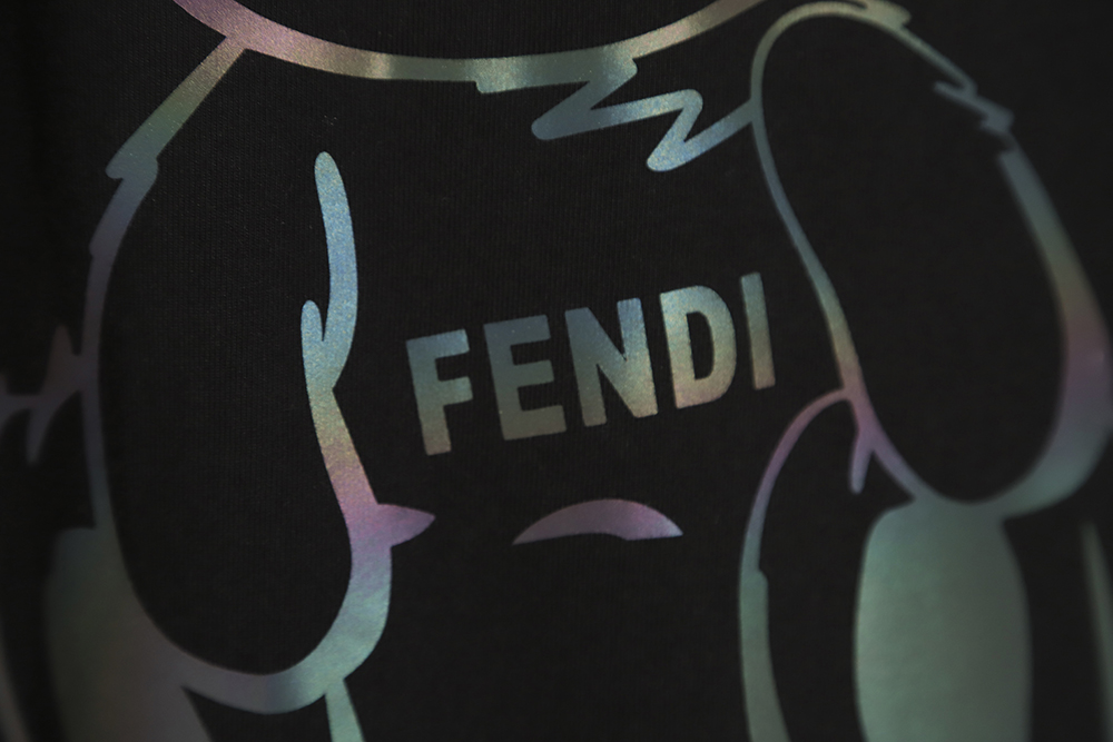FENDI 23ss laser anime bear pattern short sleeve TSK1