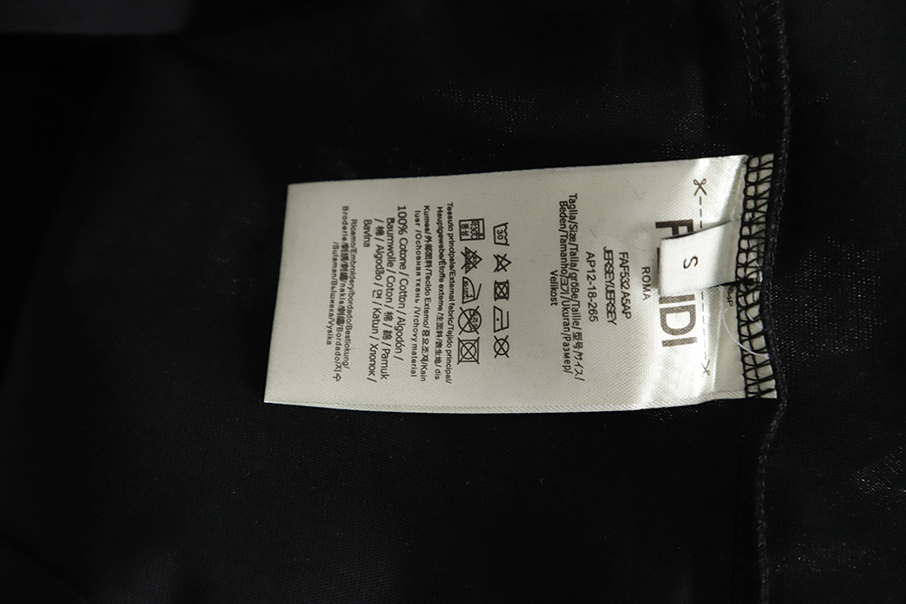Fendi Lafayette patch short-sleeved T-shirt TSK1