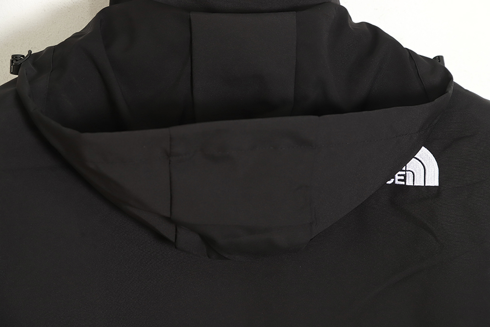 The North Face TNF North Face Sleeve Logo Embroidery Functional Jacket  TSK2