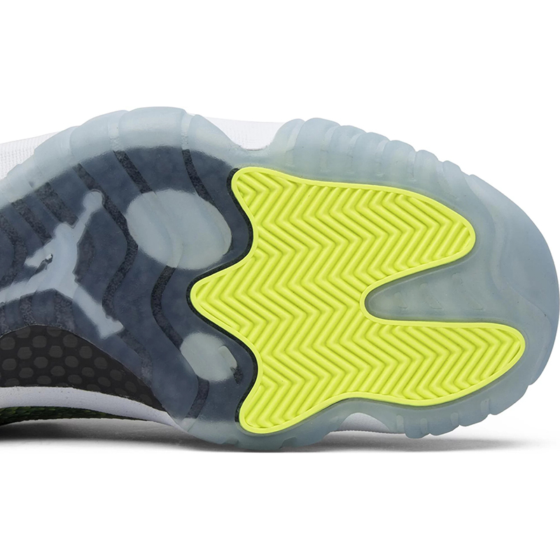 Air Jordan 11 Retro Low 