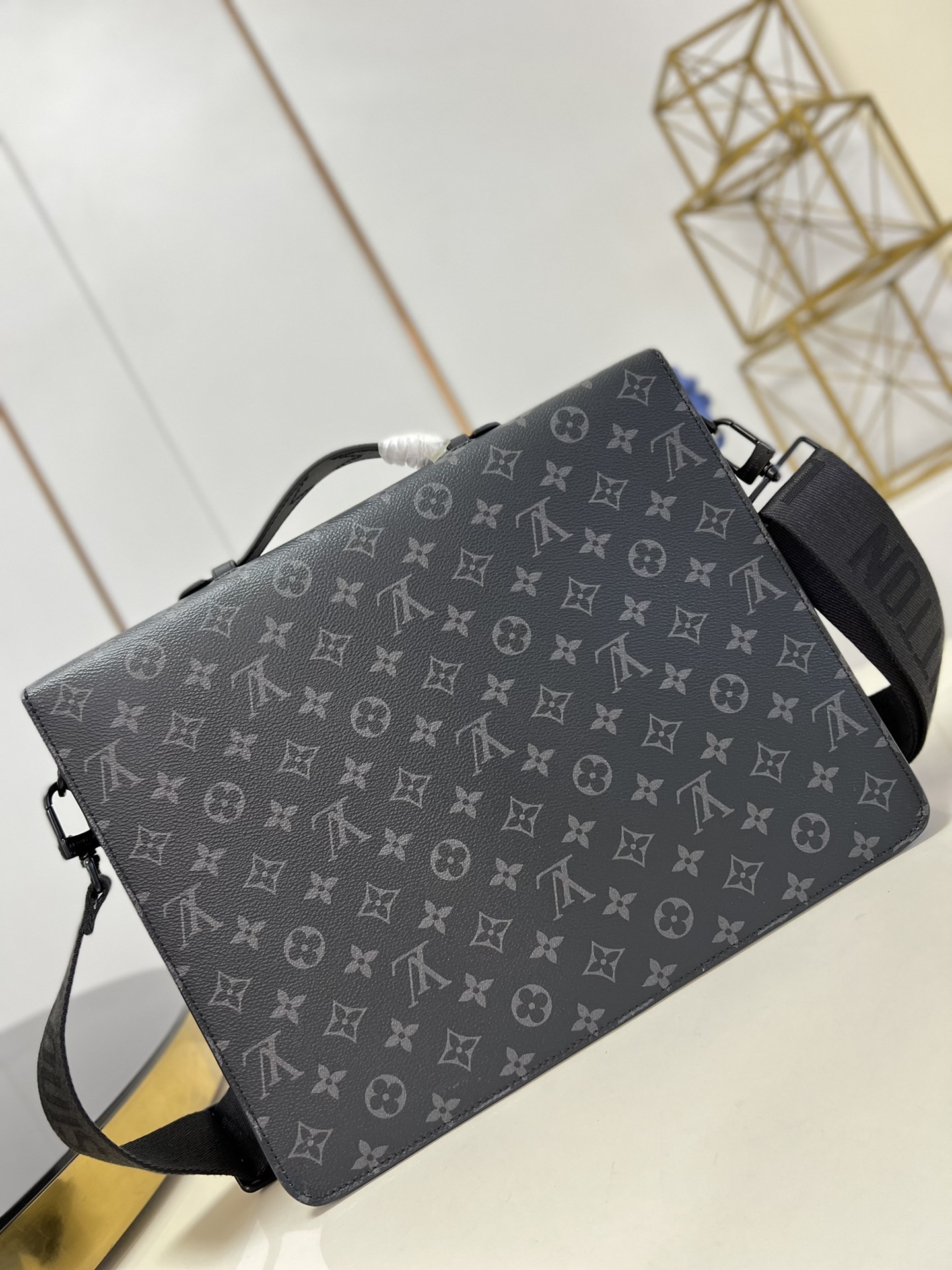 Louis Vuitton Bags M20835 39*30*8cm