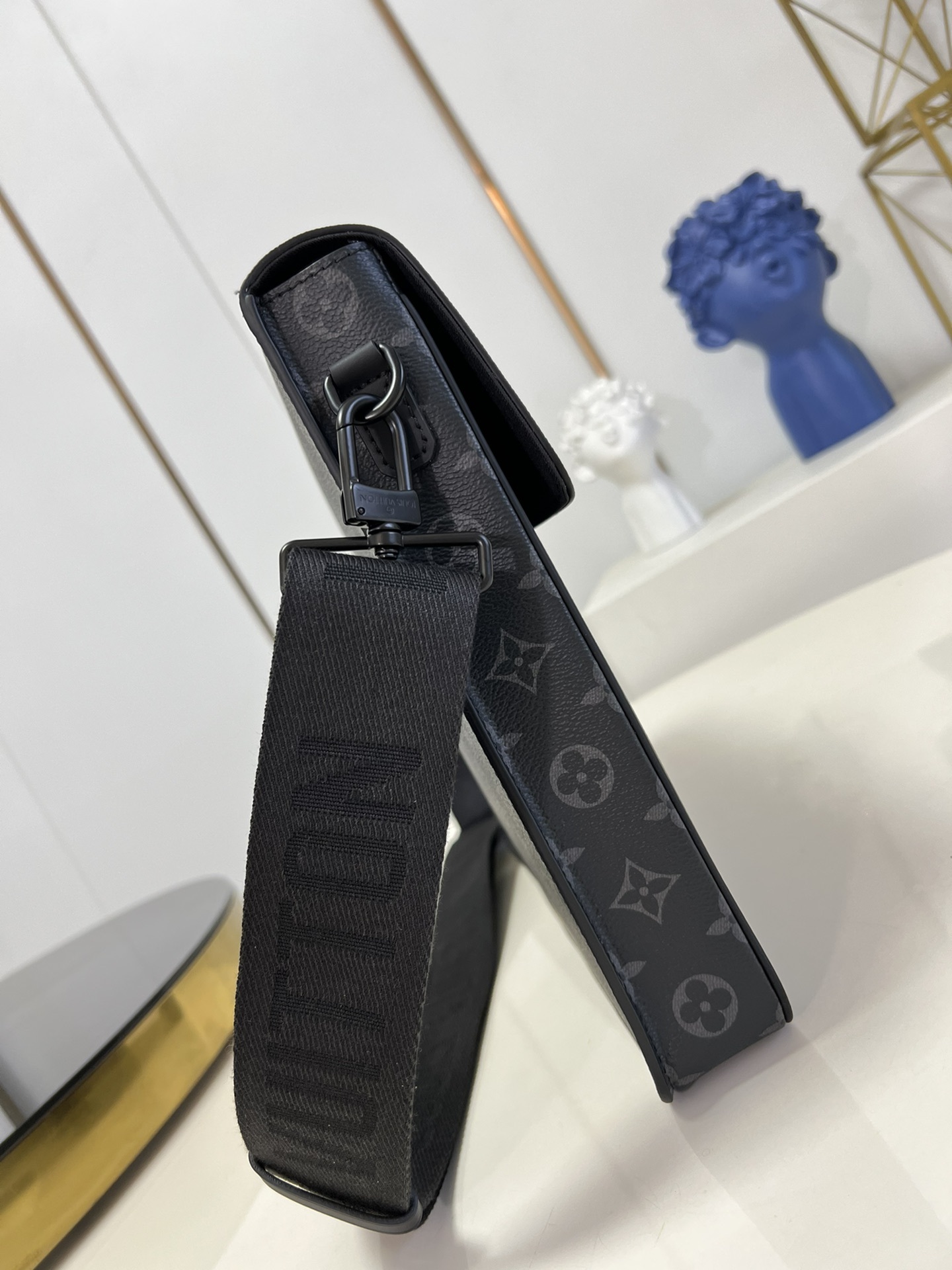 Louis Vuitton Bags M20835 39*30*8cm