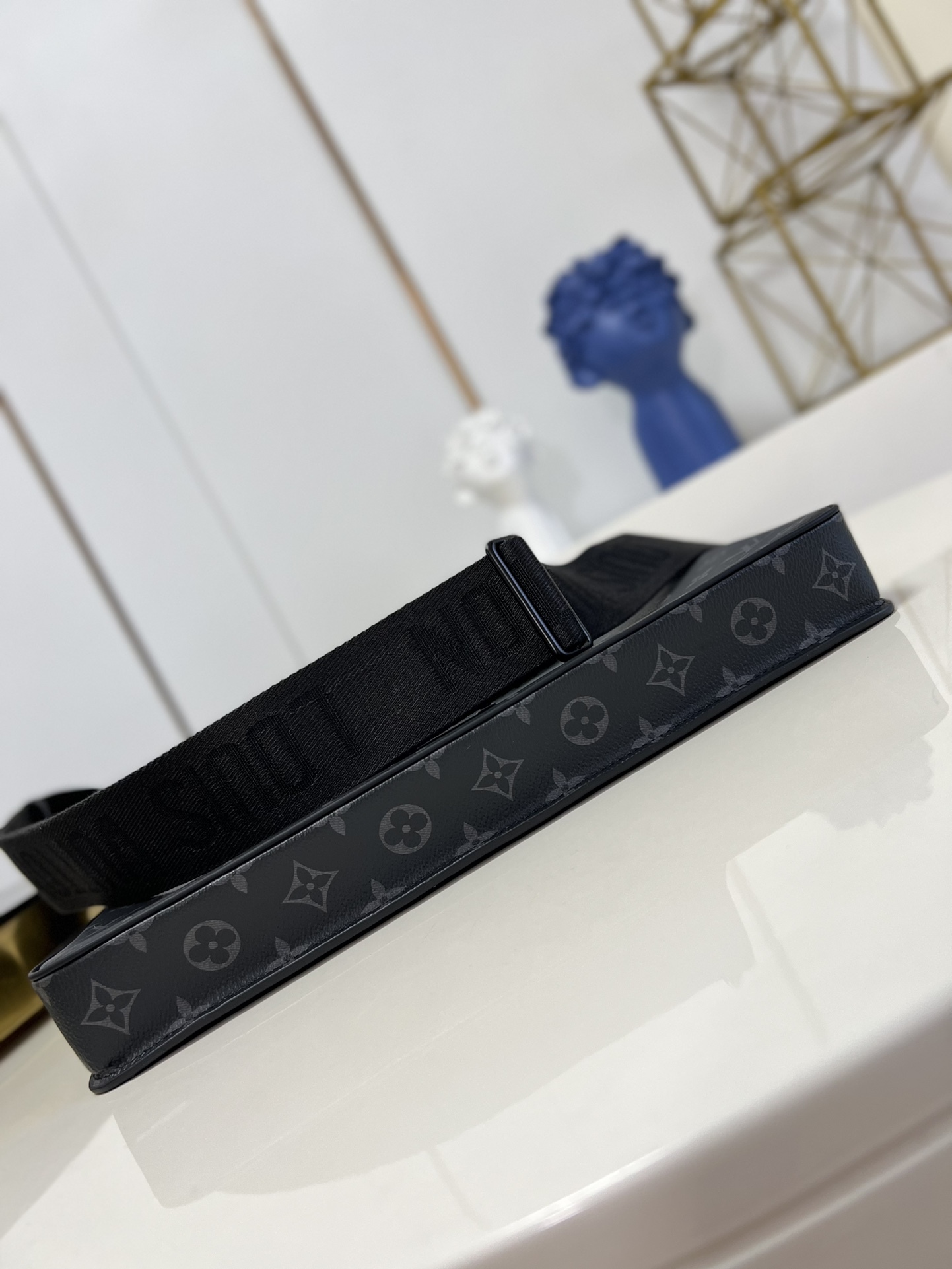 Louis Vuitton Bags M20835 39*30*8cm