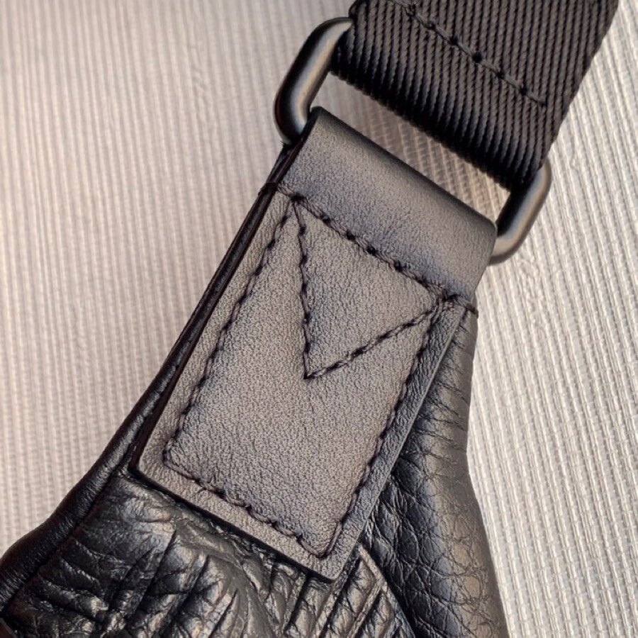 Louis Vuitton Bags M57289 47*20*9cm