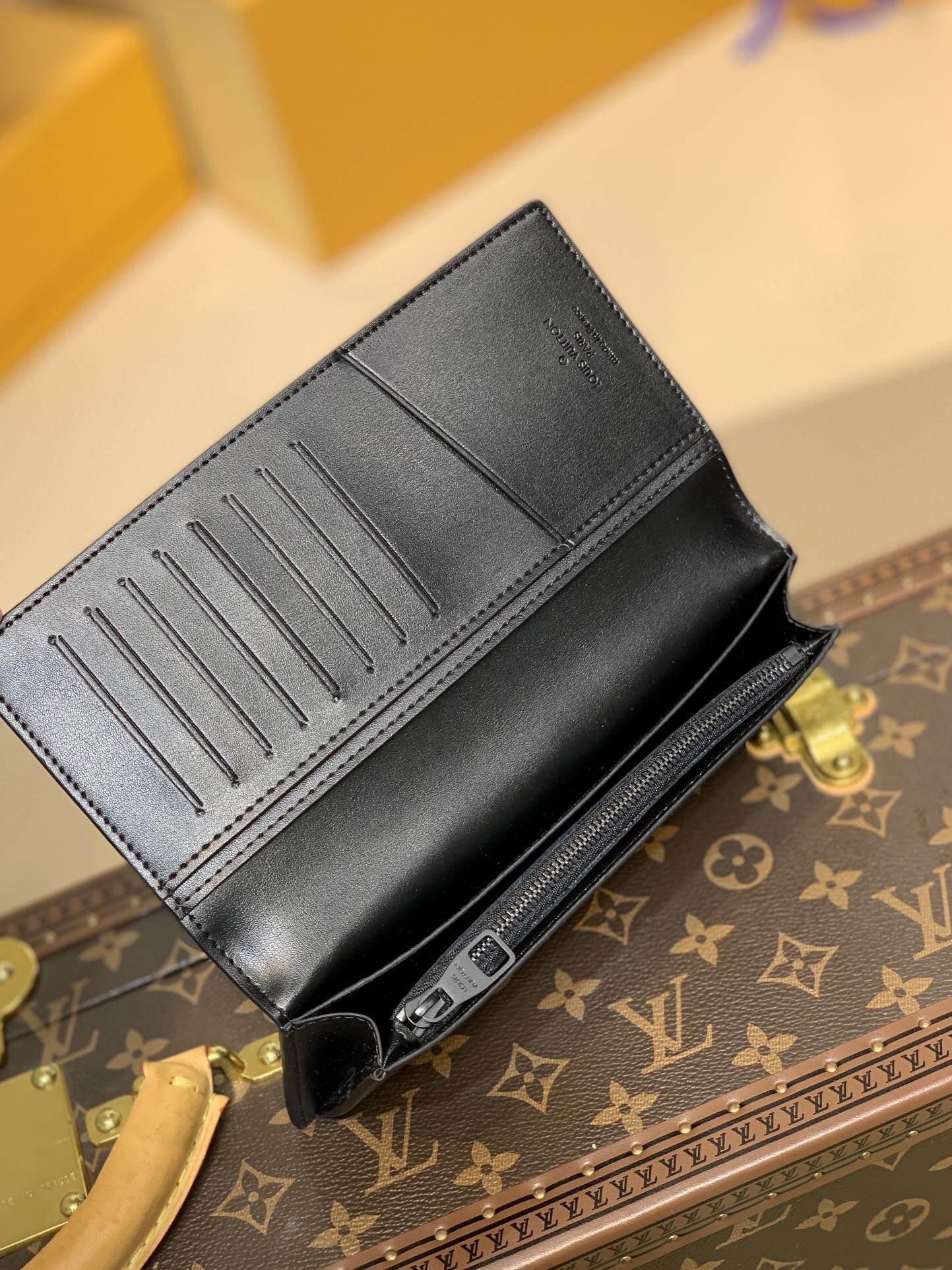 Louis Vuitton Wallet M80503 10*19*2cm