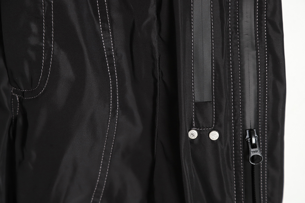 Far archive laminated zip trousers