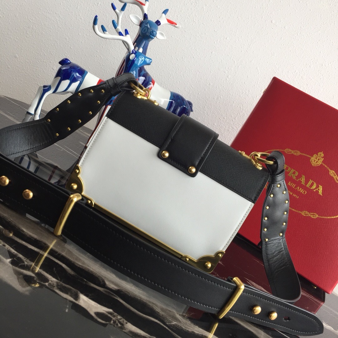 Prada Bags 1BD045 20*14*8.5cm