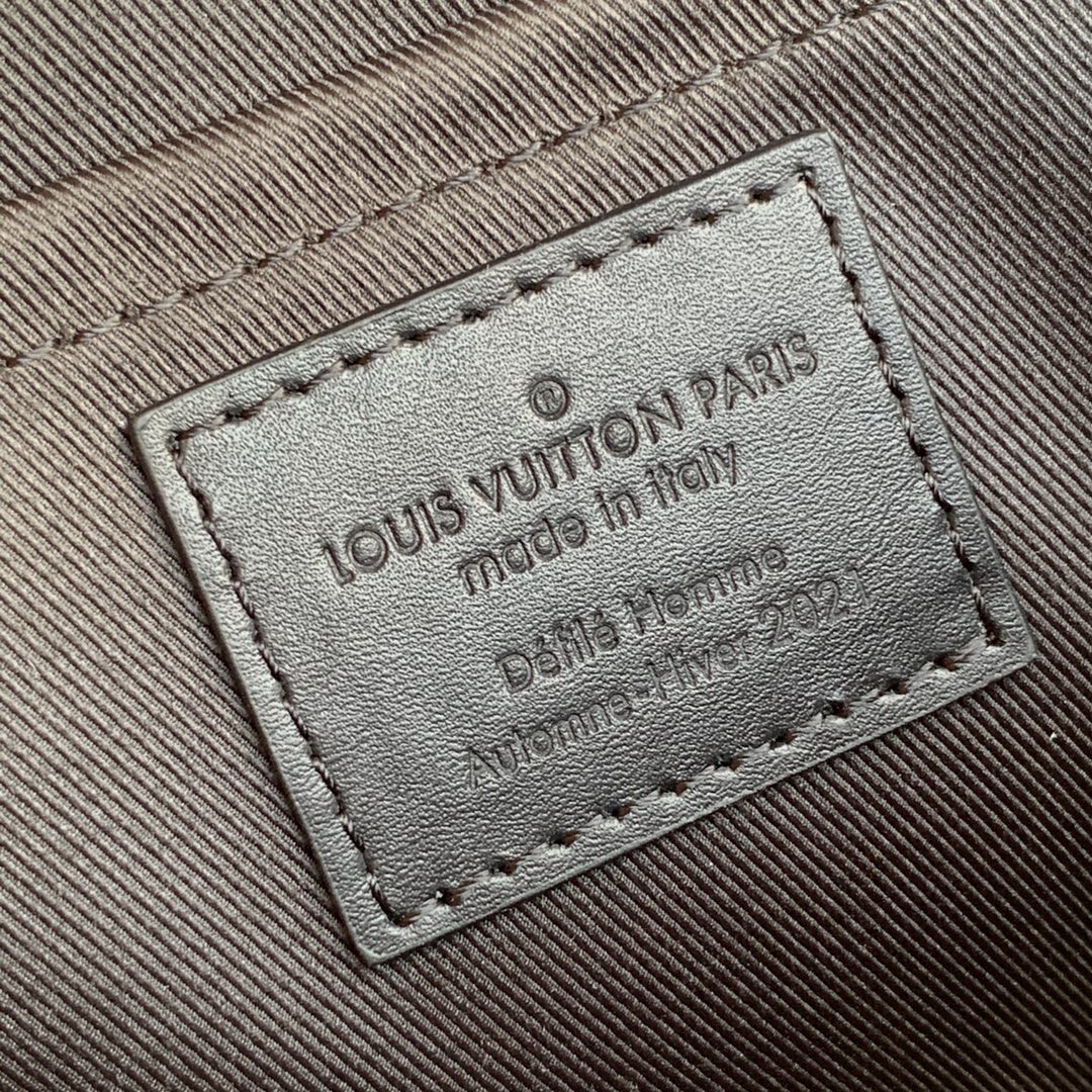 Louis Vuitton Bags M58711 25*19*6cm